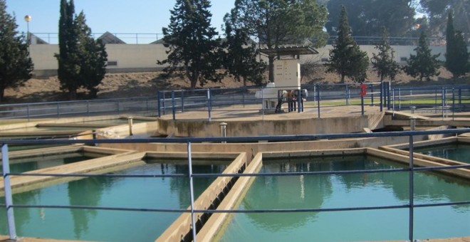 La empresa pública Ecociudad gestiona los servicios de abastecimiento de agua potable y depuración de aguas residuales de Zaragoza.
