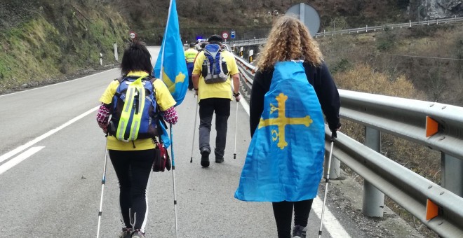 Dos mujeres asturianas en la Marcha Básica/Marta Sánchez de Ron