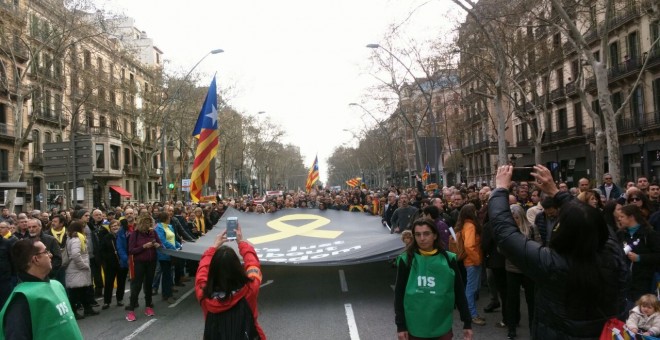 Moment de la manifestació convocada per l'ANC i Òmnium Cultural / Àngel Ferrero