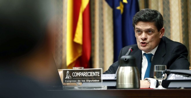 El presidente de Sareb (el banco malo), Jaime Echegoyen, durante su comparecencia en la comisión de investigación del Congreso sobre la crisis financiera. EFE/Mariscal