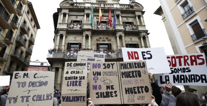 Manifestación en Pamplona contra la sentencia a 'La Manada'.- EFE/Jesús Diges