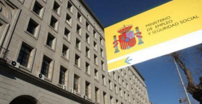 El Ministerio de Empleo asume en los presupuestos de la Seguridad Social un déficit de 5.022 millones de euros para este ejercicio.