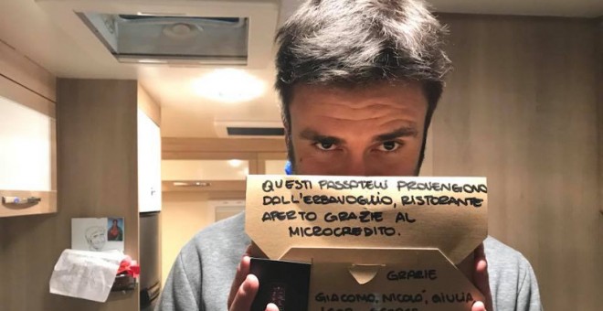 Alessandro di Battista és conegut per dominar l'ús de les xarxes socials. En la imatge, en una fotografia recent del seu Facebook.