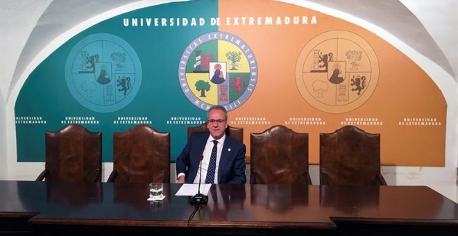 El rector de la Universidad de Extremadura, Segundo Píriz. / EFE