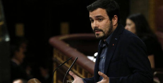 Imagen de archivo - El diputado de Unidos Podemos (UP) Alberto Garzón, durante una intervención en el pleno del Congreso / EFE