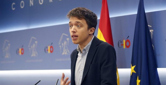 El diputado Íñigo Errejón, durante la rueda de prensa. EFE/ J. P. Gandul