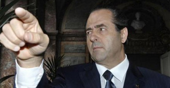 Antonio di Pietro, exfiscal anticorrupción y líder de Italia de los Valores. / REUTERS