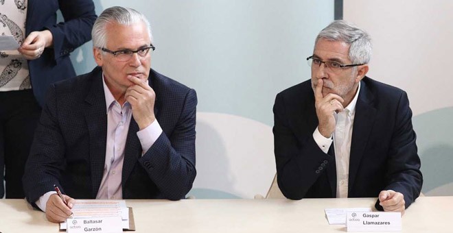Baltasar Garzón y Gaspar Llamazares, impulsores del partido político Actúa. / EP