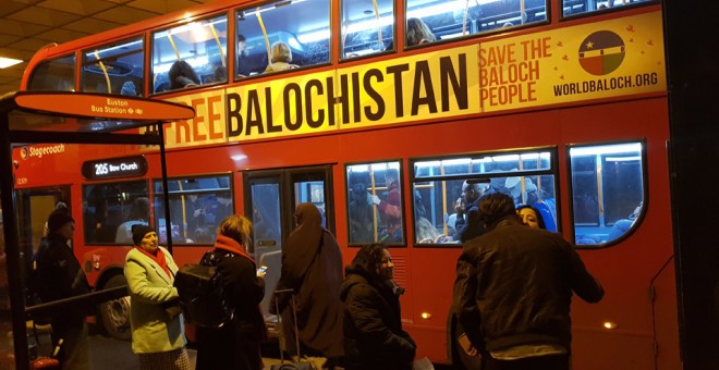 Campaña de denuncia en el transporte público londinense | World Baloch Organization