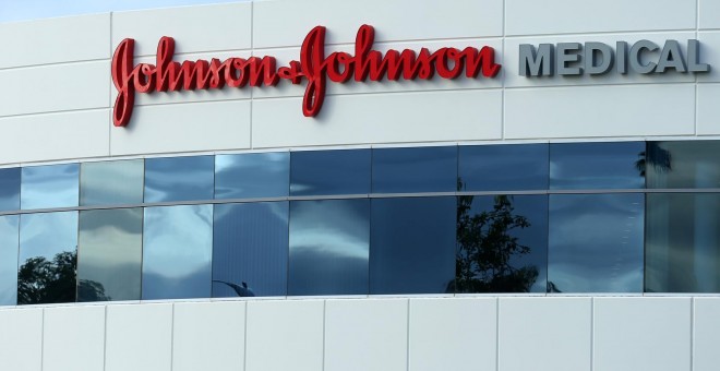 Sede de la unidad de productos médicos de Johnson & Johnson, en la localidad californiana en Irvine (EEUU). REUTERS / Mike Blake