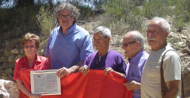 Sole, Joan Tardá y Quico, en una Asamblea de Archivo, Guerra y Exilio. / AGE