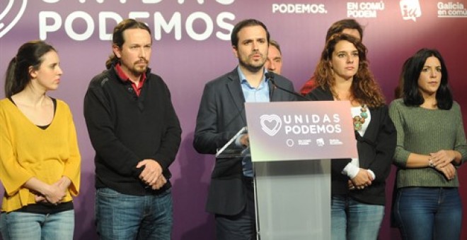 Alberto Garzón en rueda de prensa para valorar los resultados de las elecciones del 10-N junto a Pablo Iglesias - Alberto Paredes / Europa Press