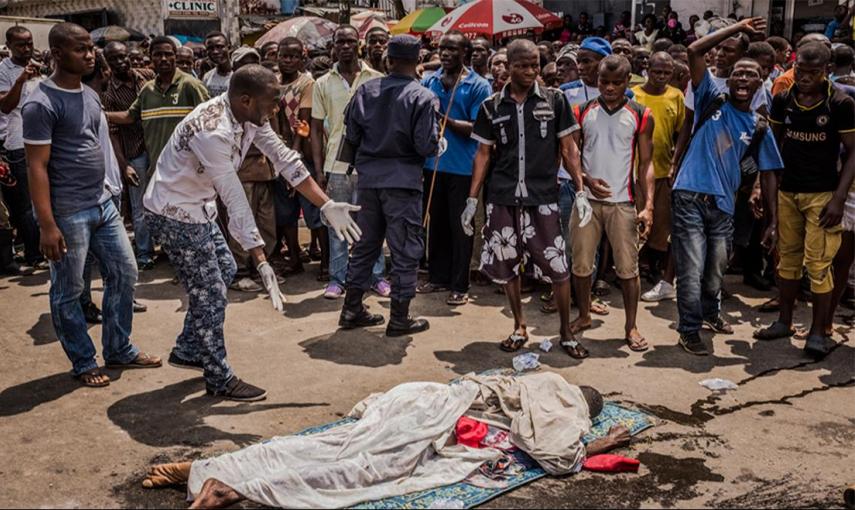 El New York Times ha recibido el premio Pulitzer por la cobertura fotográfica de la epidemia del ébola en África Occidental realizada por Daniel Berehulak. / REUTERS/Daniel Berehulak/The New York Times