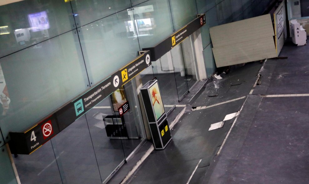 El Aeropuerto Internacional de la Ciudad de México tras el terremoto. REUTERS/Edgard Garrido
