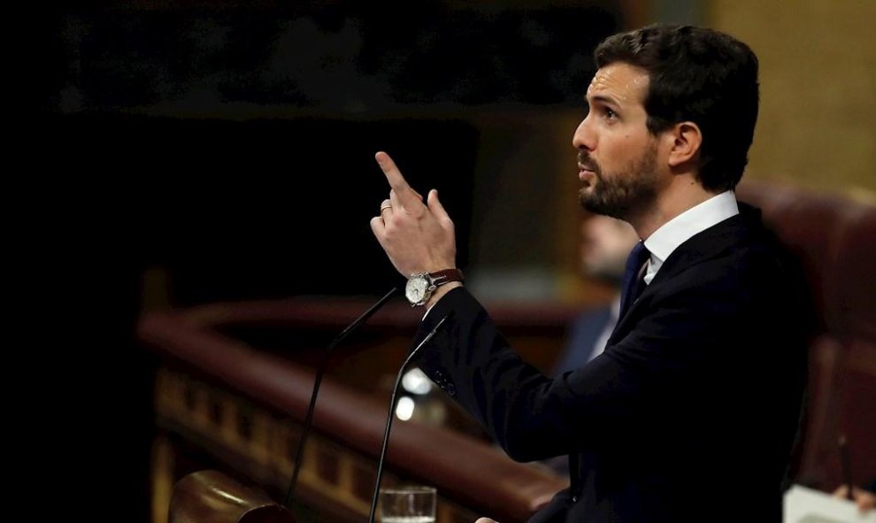 El presidente del PP, Pablo Casado, durante su intervención en el Congreso de los Diputados en la primera jornada de la sesión de investidura de Pedro Sánchez. EFE/Juan Carlos Hidalgo