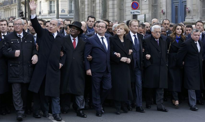 French President Francois Hollande is surrounded by head of states including (L to R) European Commission President European Commission President Jean-Claude Juncker, Israel's Prime Minister Benjamin Netanyahu, Mali's President Ibrahim Boubacar Keita, Ger