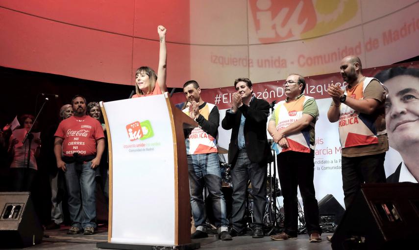 La candidata de IU a la alcaldía de Madrid, Raquel López, pronuncia unas palabras durante el inicio de campaña para las próximas elecciones autonómicas y municipales que los comunistas celebran esta noche en Madrid. EFE/Fernando Villar