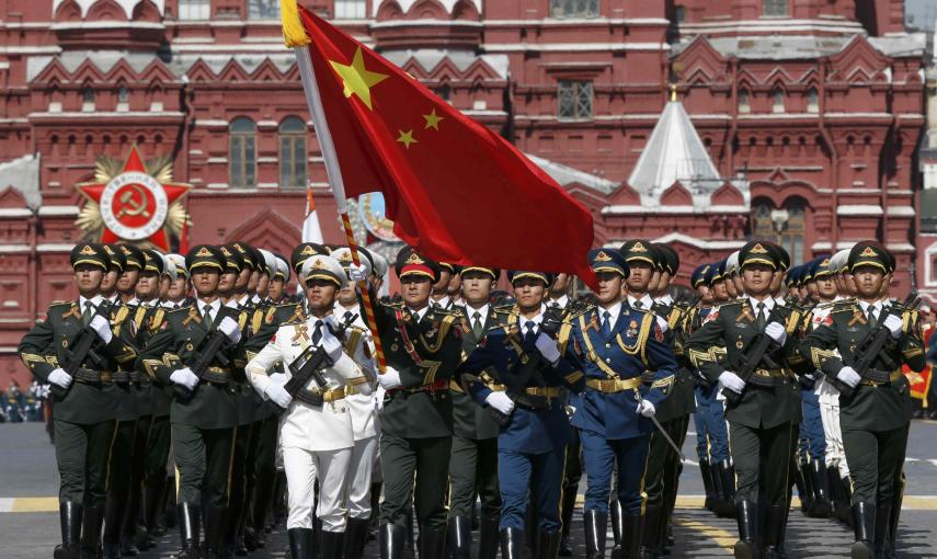 Chinese servicemen march during the Victory Day parade at Red Square in Moscow. REUTERS/Sergei Karpukhin