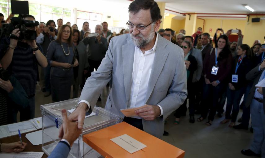 Mariano Rajoy ha votado en el Colegio Bernadette de Aravaca (Madrid). - REUTERS