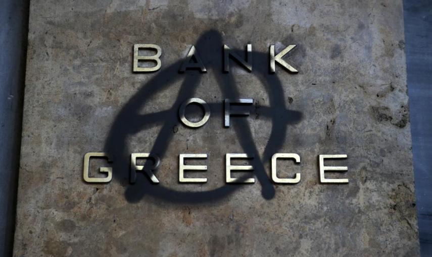 El símbolo de la anarquía en el logo del Banco de Grecia. - REUTERS
