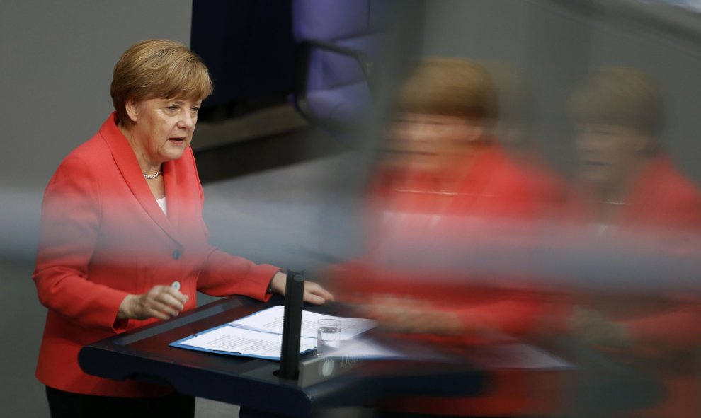 La canciller alemana, Angela Merkel, en una sesión del parlamento alemán, en Berlín, Alemania. REUTERS/Axel Schmidt