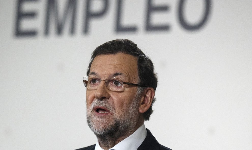 Durante un discurso en la Moncloa después de firmar un acuerdo con líderes sindicales.- REUTERS.