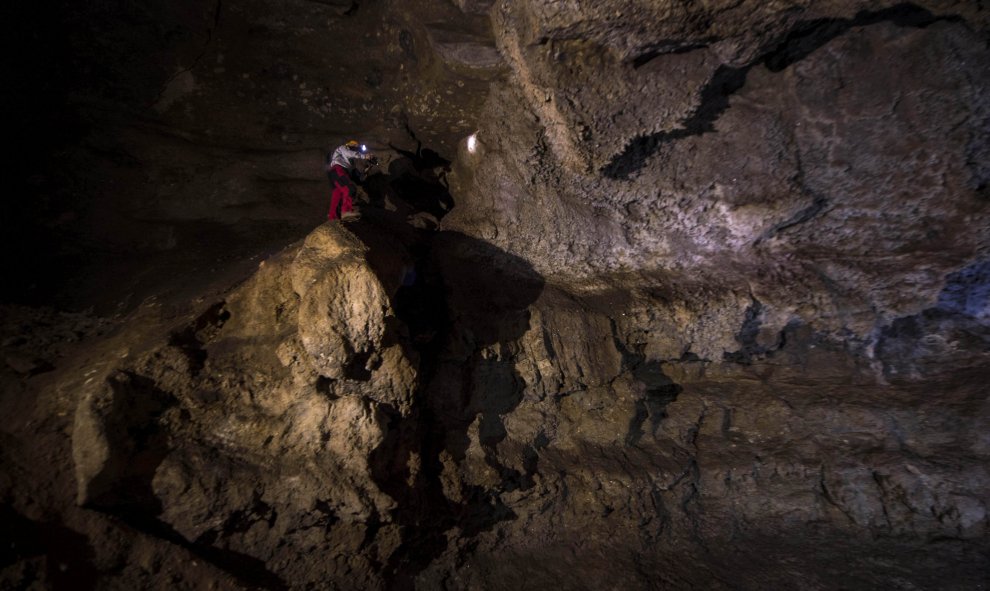 La Cueva del Yeso de la localidad cordobesa de Baena es la piedra angular que revela cómo era el clima hace más de 250 millones de años, en la época Cuaternaria de formación de la tierra, porque el sulfato cálcico de su interior tiene registros del agua q