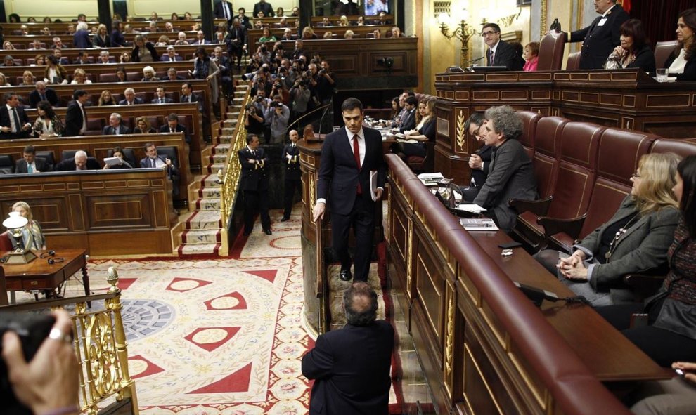 Pedro Sánchez, líder socialista, después de su réplica a Mariano Rajoy. EUROPA PRESS.