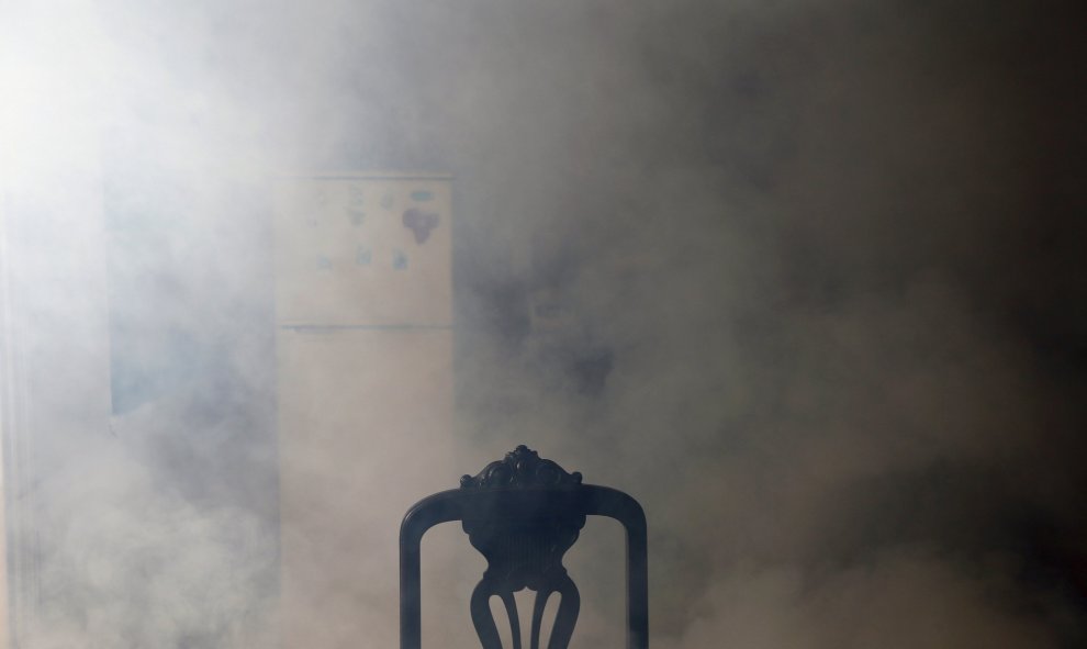 Interior de una casa como fumigada como parte de las medidas preventivas contra el virus Zika y otras enfermedades transmitidas por mosquitos en La Habana. REUTERS/Ivan Alvarado