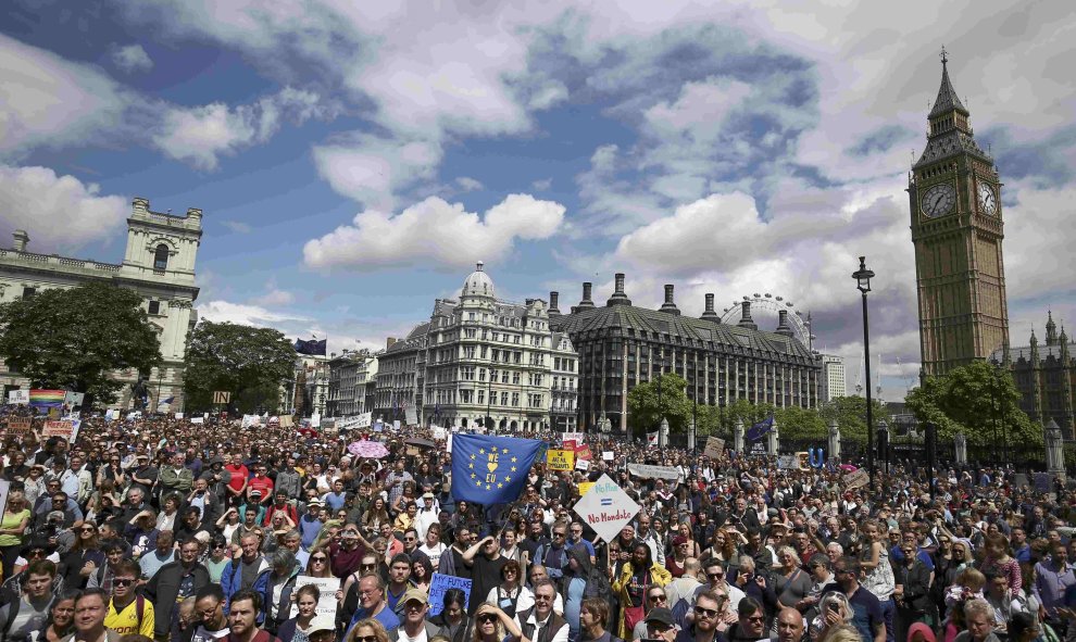 Vista general de la congregación contra el Brexit en Londres.- REUTERS