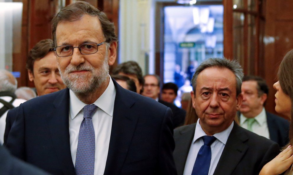 El presidente del Gobierno en funciones, Mariano Rajoy, llega al Congreso de los Diputados para participar en el debate de investidura de este miércoles.- REUTERS