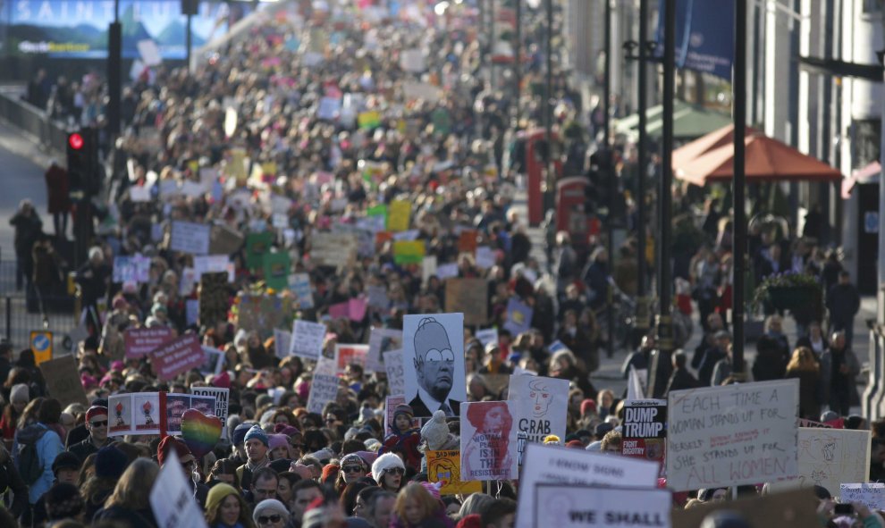 Imagen de la multitudinaria manifestación contra Trump en la capital británica / REUTERS