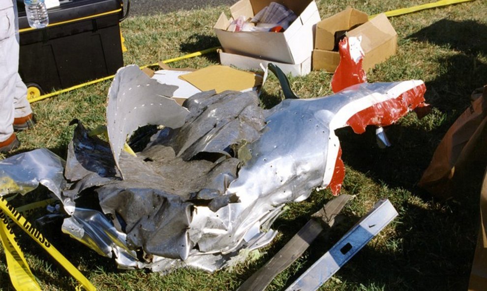 Restos del fuselaje del vuelo 77 de American Airlines que impactó contra las instalaciones del Pentágono el 11-S. EFE