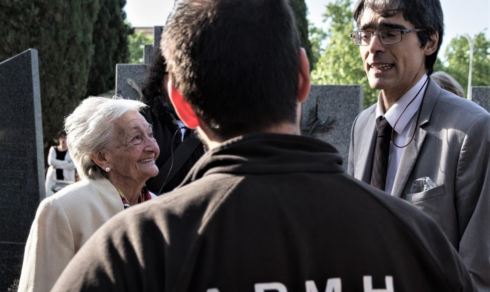 Exhumación de Timoteo Medieta en el cementerio de Guadalajara por orden de la Justicia de Argentina.Óscar Rodríguez, miembro de la ARMH