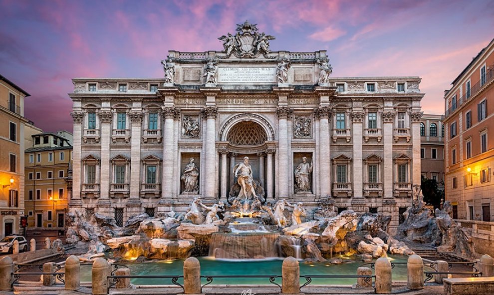 La Fontana de Trevi, en Roma /Architecture and Design