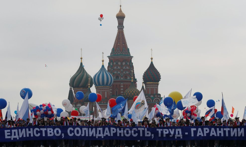 Manifestación del Primero de Mayo en la Plaza Toya de Moscú. REUTERS/Maxim Shemetov