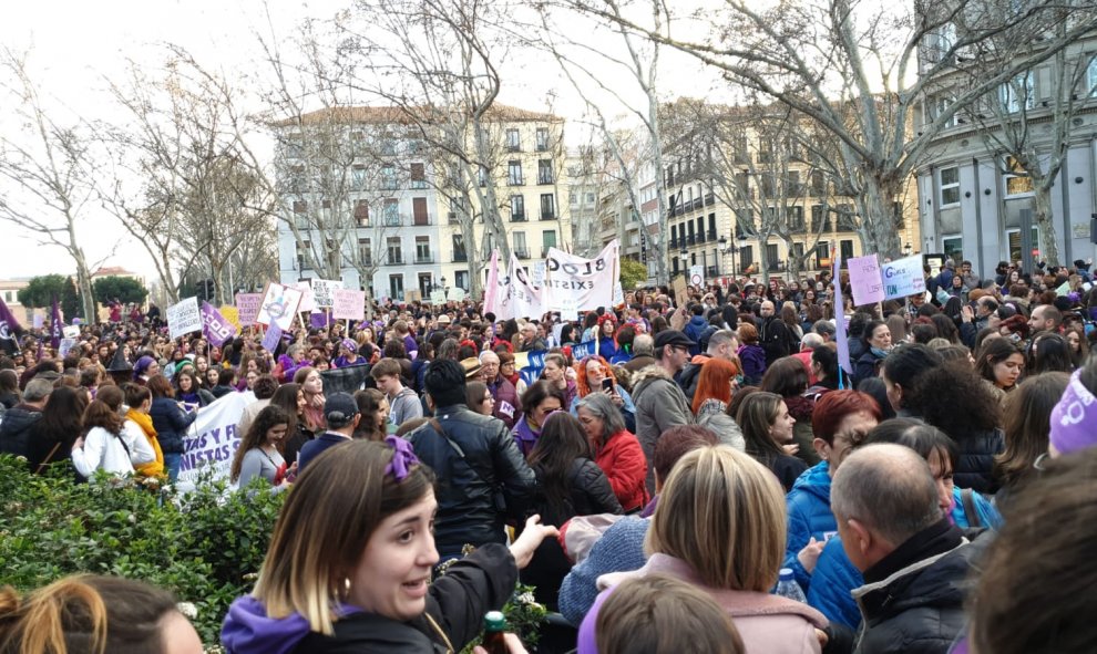 Imagen de la manifestación feminista en las inmediaciones de Atocha.- FERMÍN GRODIRA