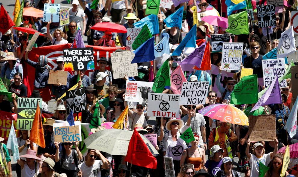 07/10/2019 - Activistas marchan durante la Semana de la Rebelión de Brisbane, en Australia. REUTERS / Regi Varghese