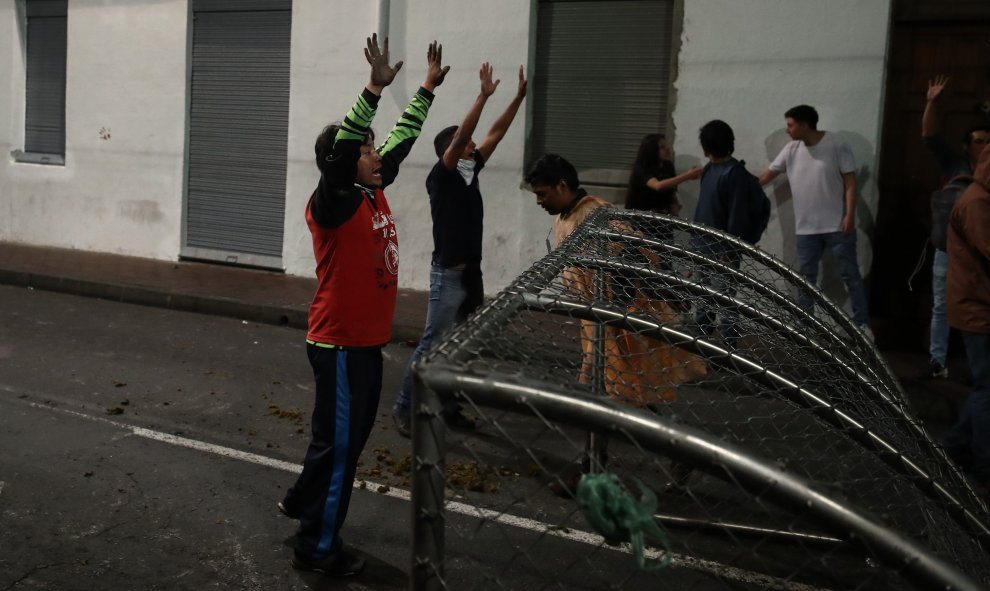 La ONU ha pedido a las autoridades de Ecuador que garanticen el derecho de los ciudadanos a manifestarte pacíficamente. EFE/ José Jacome