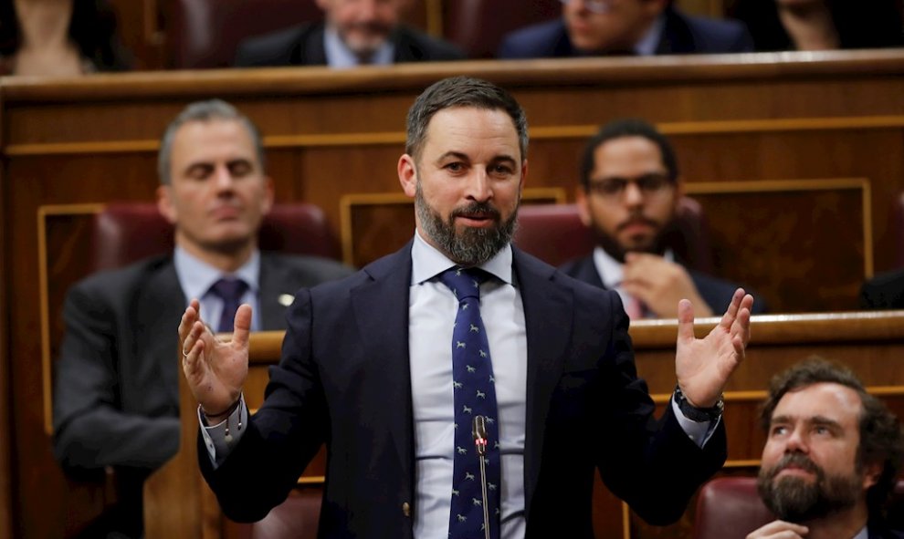 El presidente de Vox, Santiago Abascal, durante su intervención en el Congreso de los Diputados en la primera jornada de la sesión de investidura de Pedro Sánchez como presidente del Gobierno. EFE/Juan Carlos Hidalgo