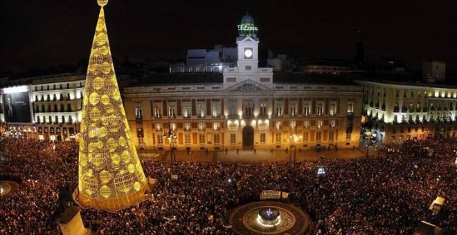 El Ayuntamiento limita a 25.000 personas el aforo de la Puerta del Sol en Nochevieja./EFE