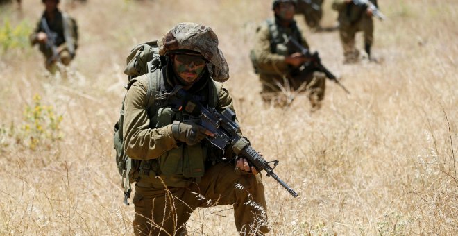 Soldados israelíes durante un entrenamiento en los Altos del Golán ocupados. - REUTERS