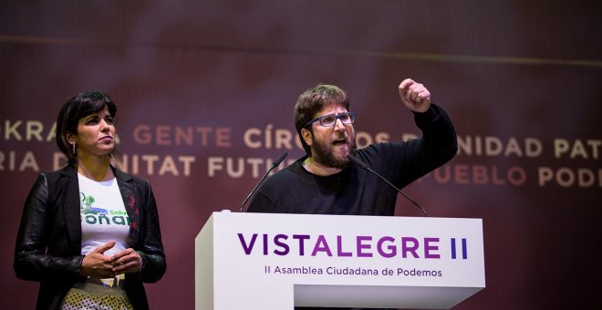 Miguel Urbán y Teresa Rodríguez en Vistalegre II. JAIRO VARGAS