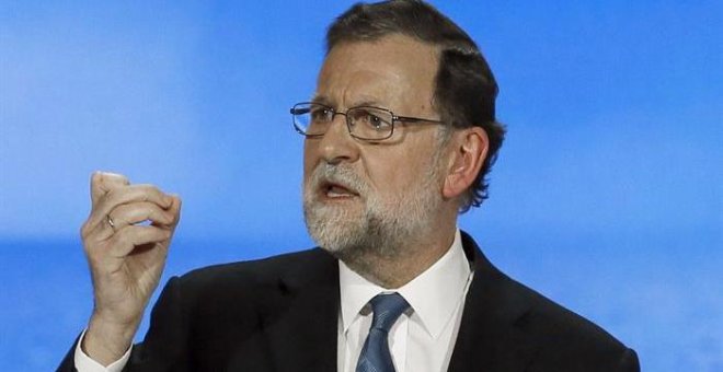 El presidente del Gobierno y del PP, Mariano Rajoy, durante su intervención en la segunda jornada del XVIII Congreso nacional del partido que se celebra hasta mañana en la Caja Mágica de Madrid. EFE/JuanJo Martín