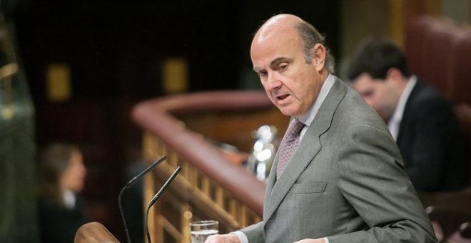 El ministro de Economía, Luis de Guindos, este jueves en el Congreso de los Diputados