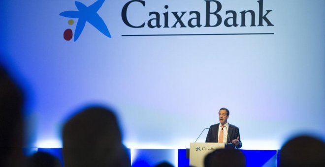El consejero delegado de CaixaBank, Gonzalo Gortázar, durante la celebración de la junta general ordinaria de accionistas de la entidad. EFE/Marta Pérez