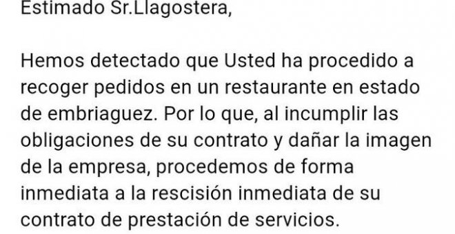 Correo electrónico donde Deliveroo anuncia a un trabajador su despido./Twitter de Ridersxderechos