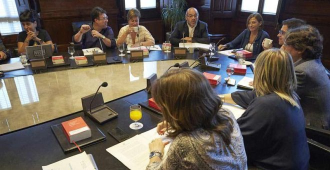 La Mesa del Parlament en su reunión del pasado martes 5 de septiembre. | EFE