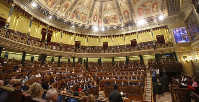 Vista del Pleno del Congreso, durante una sesión de control al Gobierno. EFE