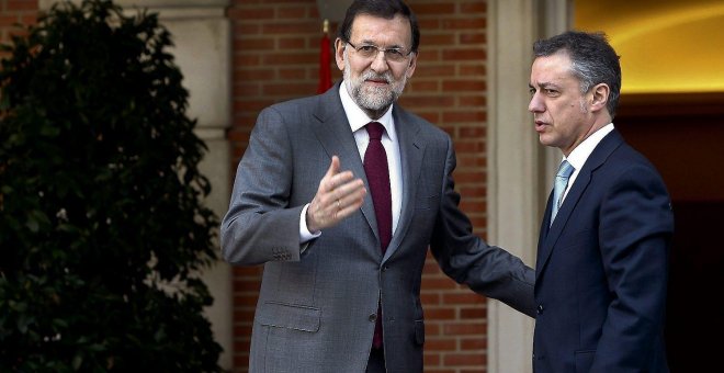 Mariano Rajoy e Íñigo Urkullu en La Moncloa. EFE / J. M. Espinosa/Archivo